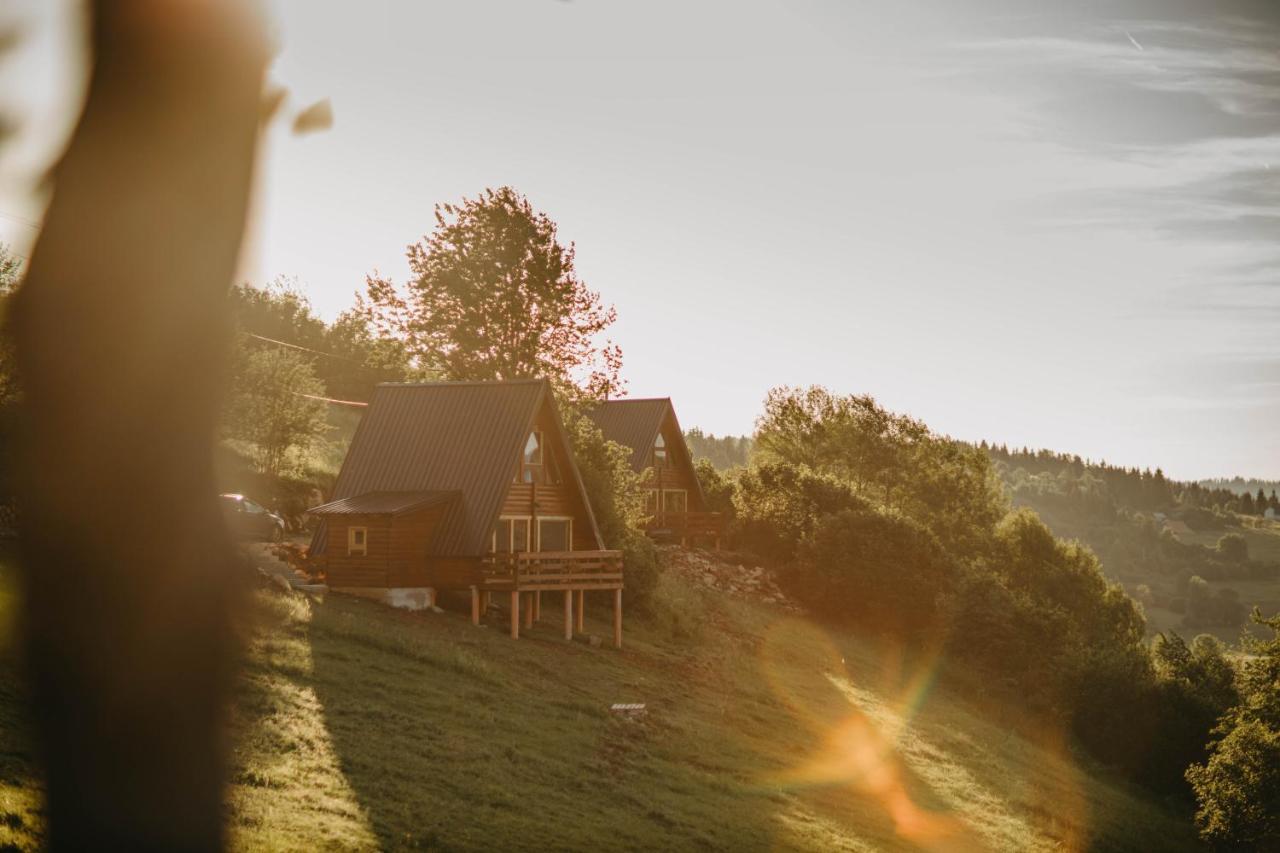 Uvacki Raj Villa Radijevici ภายนอก รูปภาพ